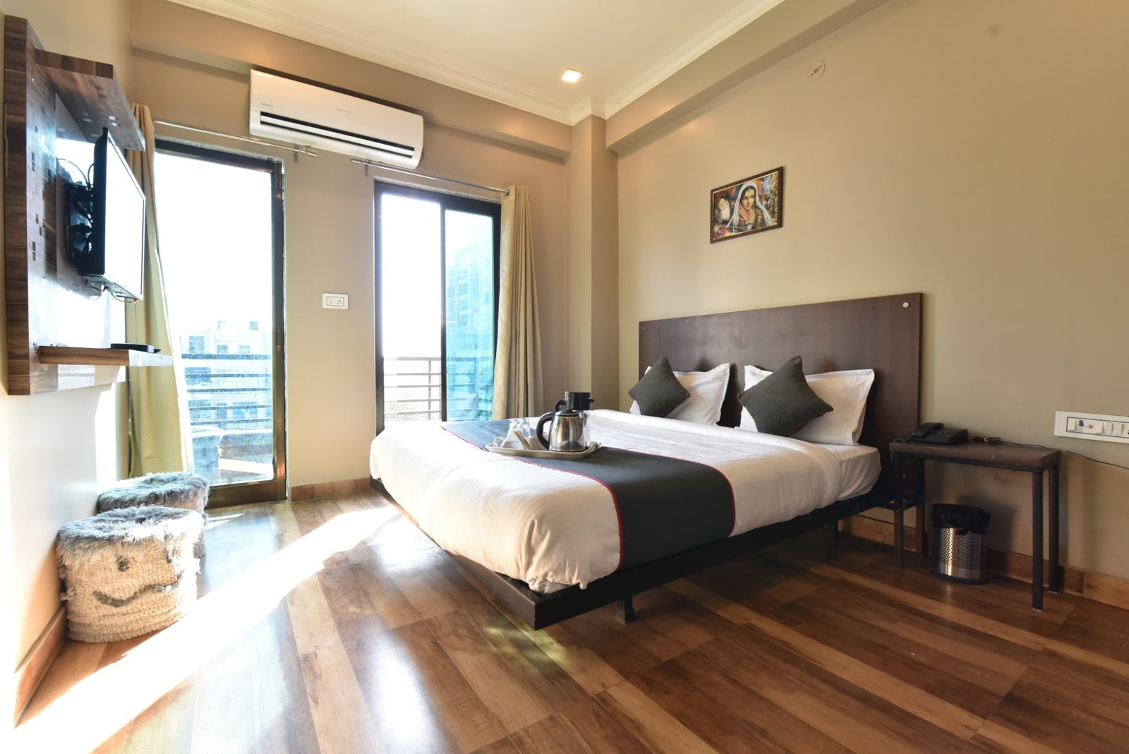 Hourly room in Mansarovar Jaipur